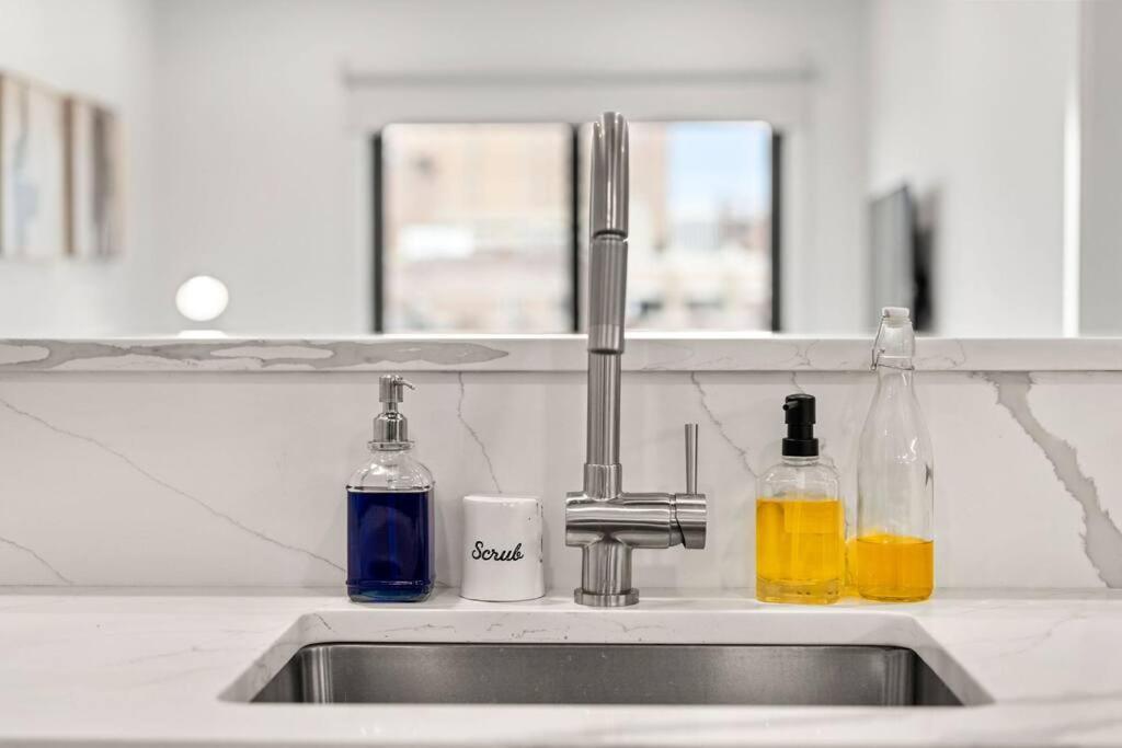Apartment Entire Apt/2bd 2bth/amer. Dream Mall/nyc/ewr Airpt