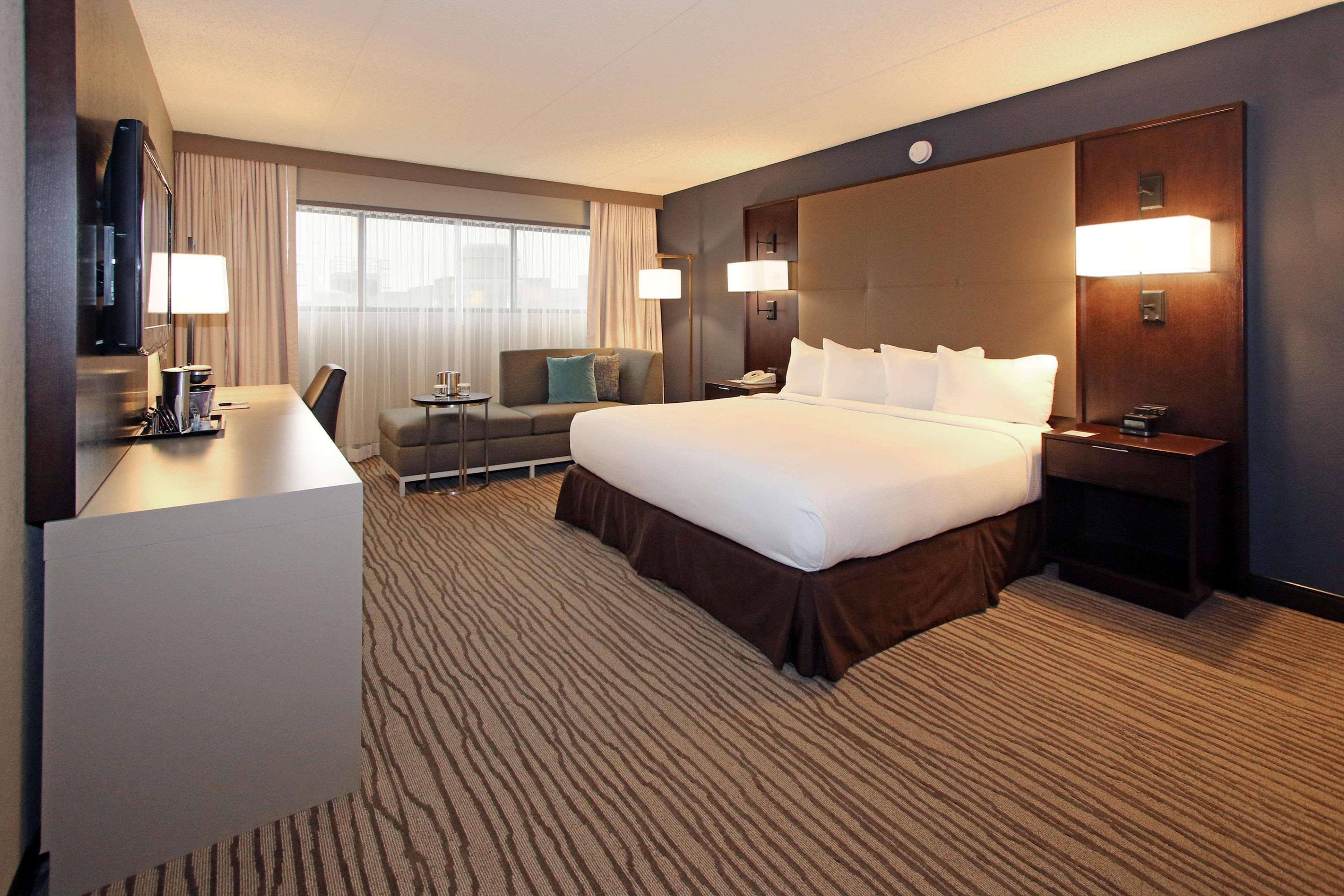 Hotel Doubletree By Hilton Airport Newark