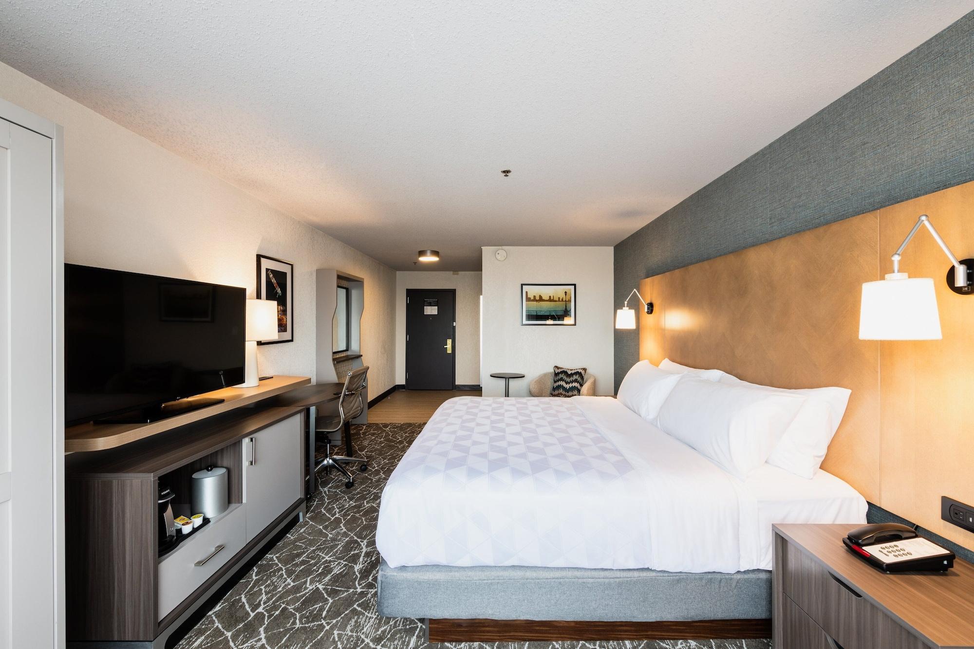 International Airport 3* Newark