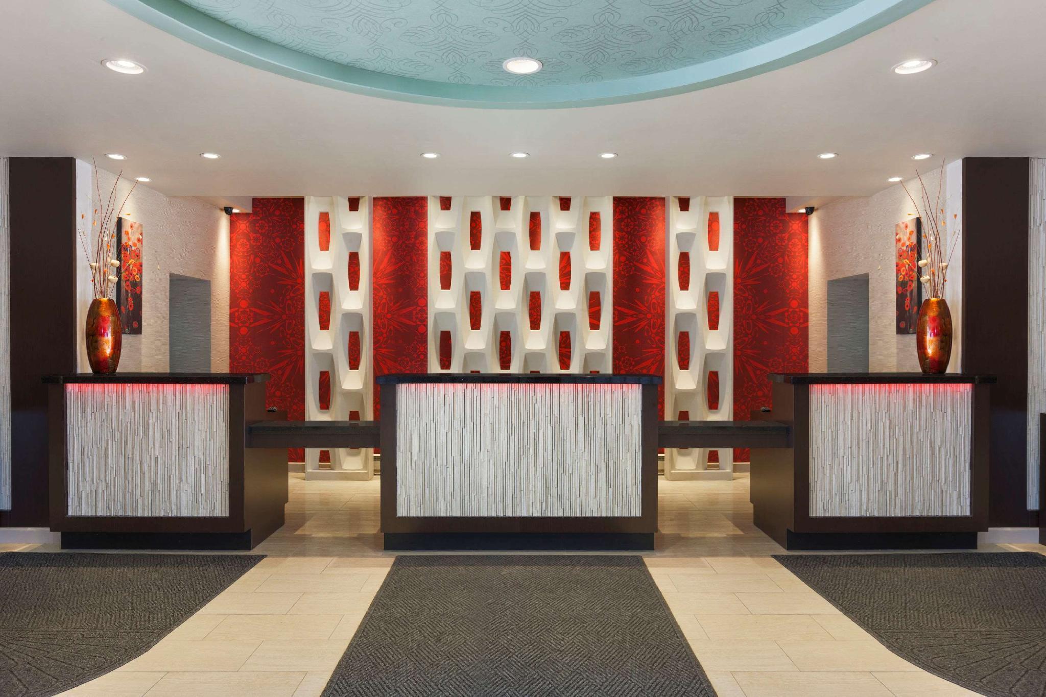 International Airport Hotel 3*