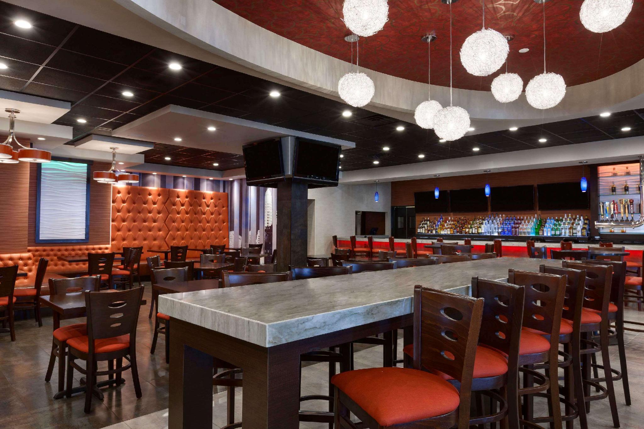 International Airport Hotel