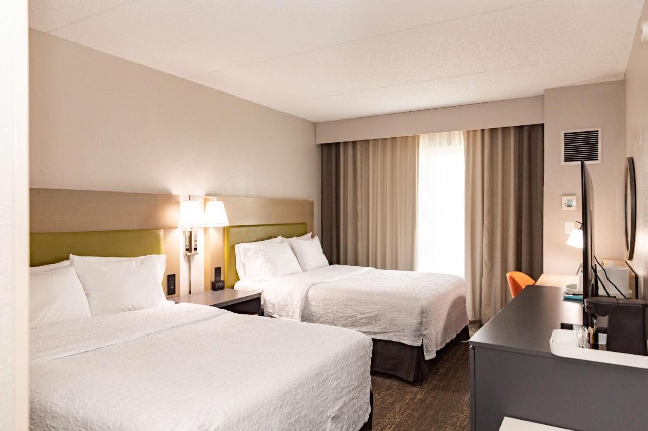 Hampton & By Hilton- Airport Elizabeth Hotel