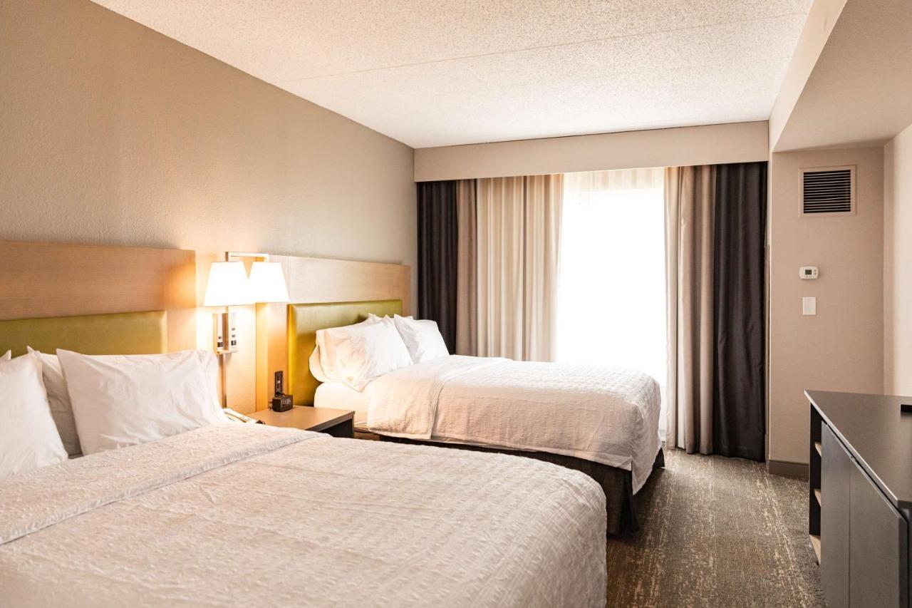 Hotel Hampton & By Hilton- Airport Elizabeth