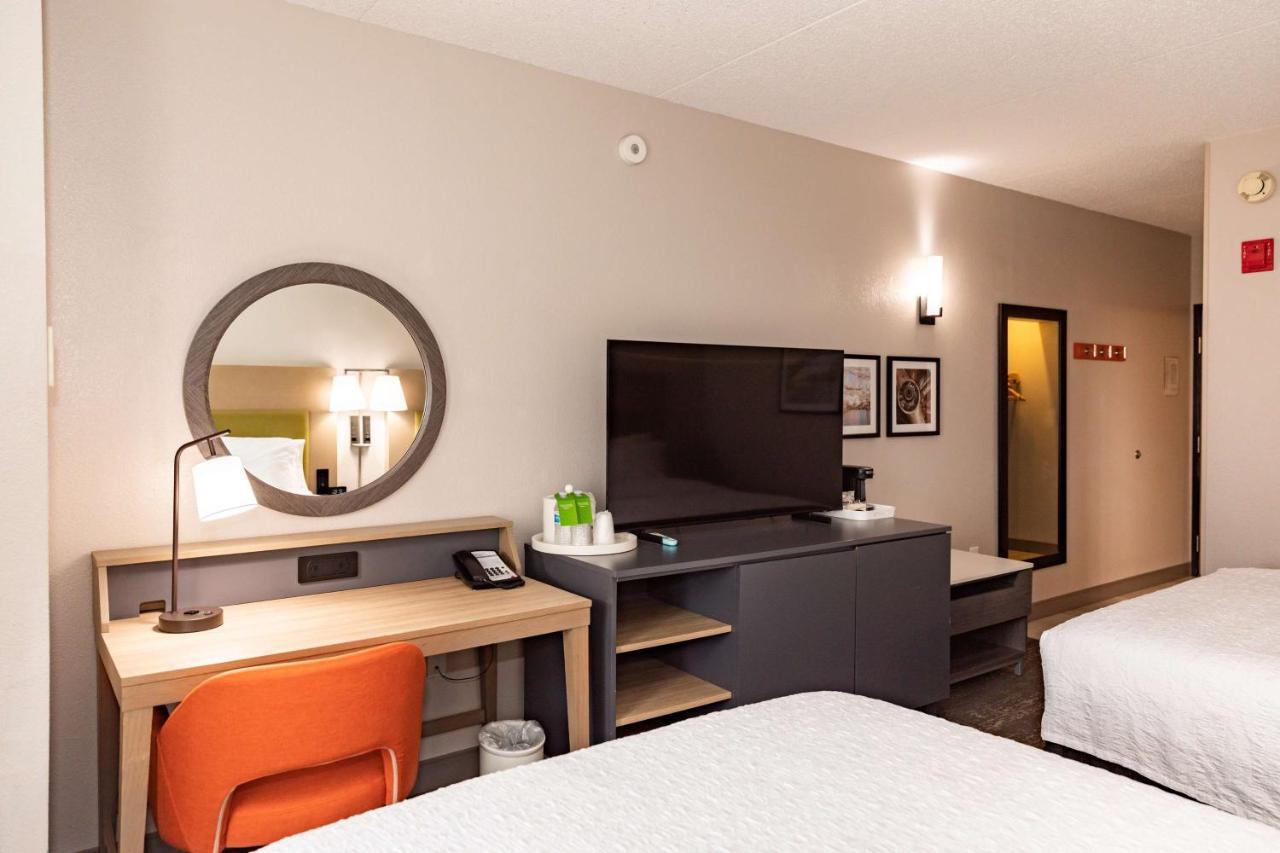 Hampton & By Hilton- Airport Elizabeth Hotel 3*