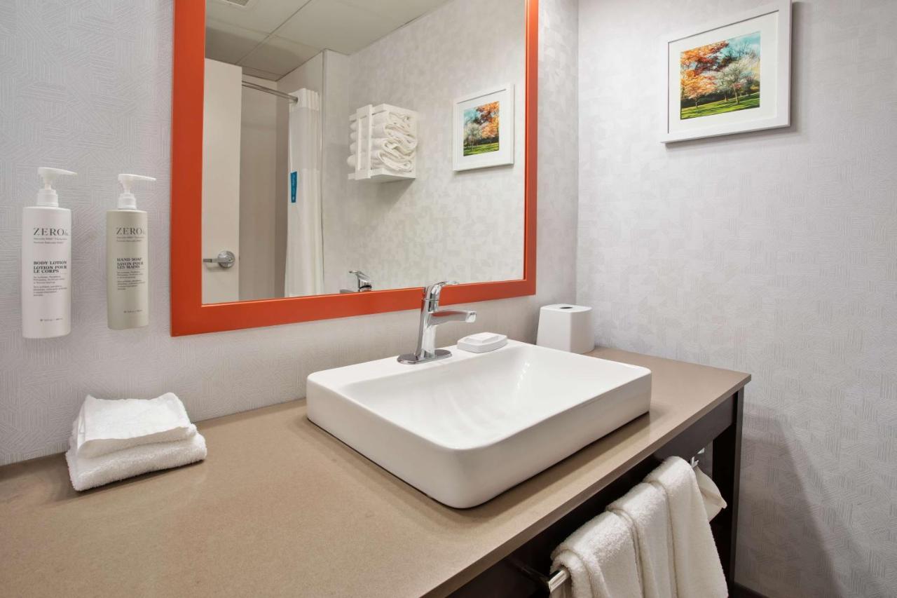 Hotel Hampton & By Hilton- Airport Elizabeth 3*