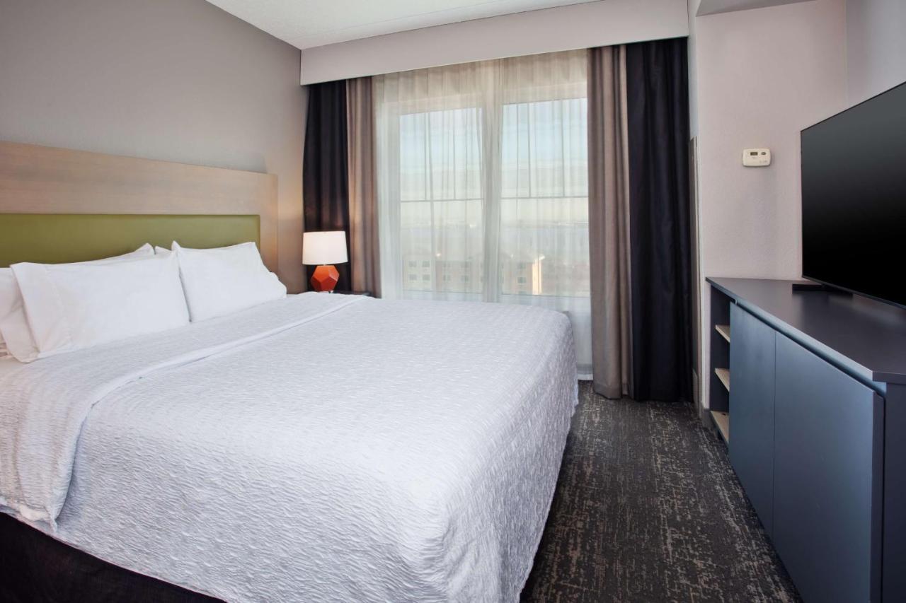 Hampton & By Hilton- Airport Elizabeth 3* Newark