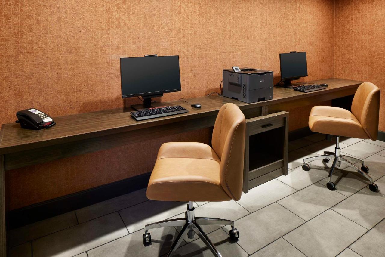 Hotel Hampton Airport Newark