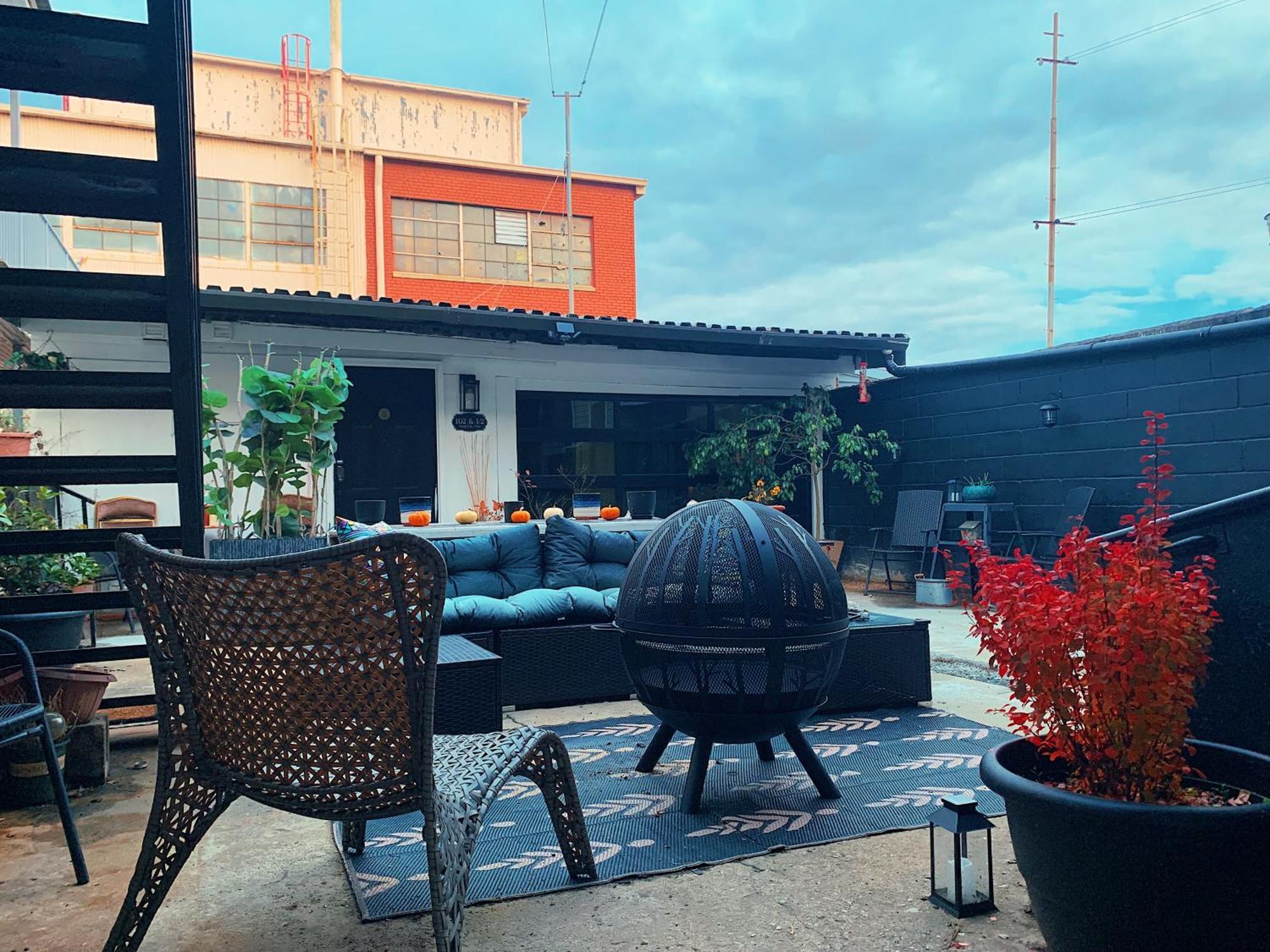 Sale!! Brick 20 Mins From Nyc!! Holiday home *