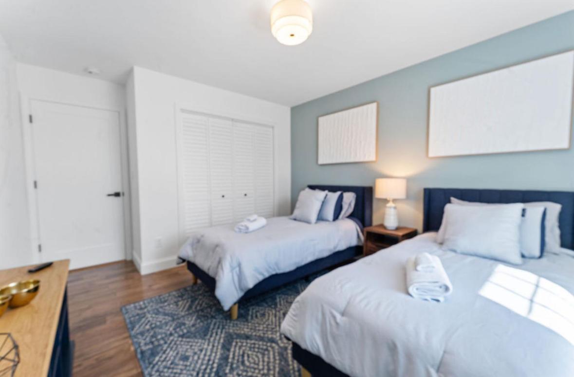 Cityscape Unit 2 Apartment *