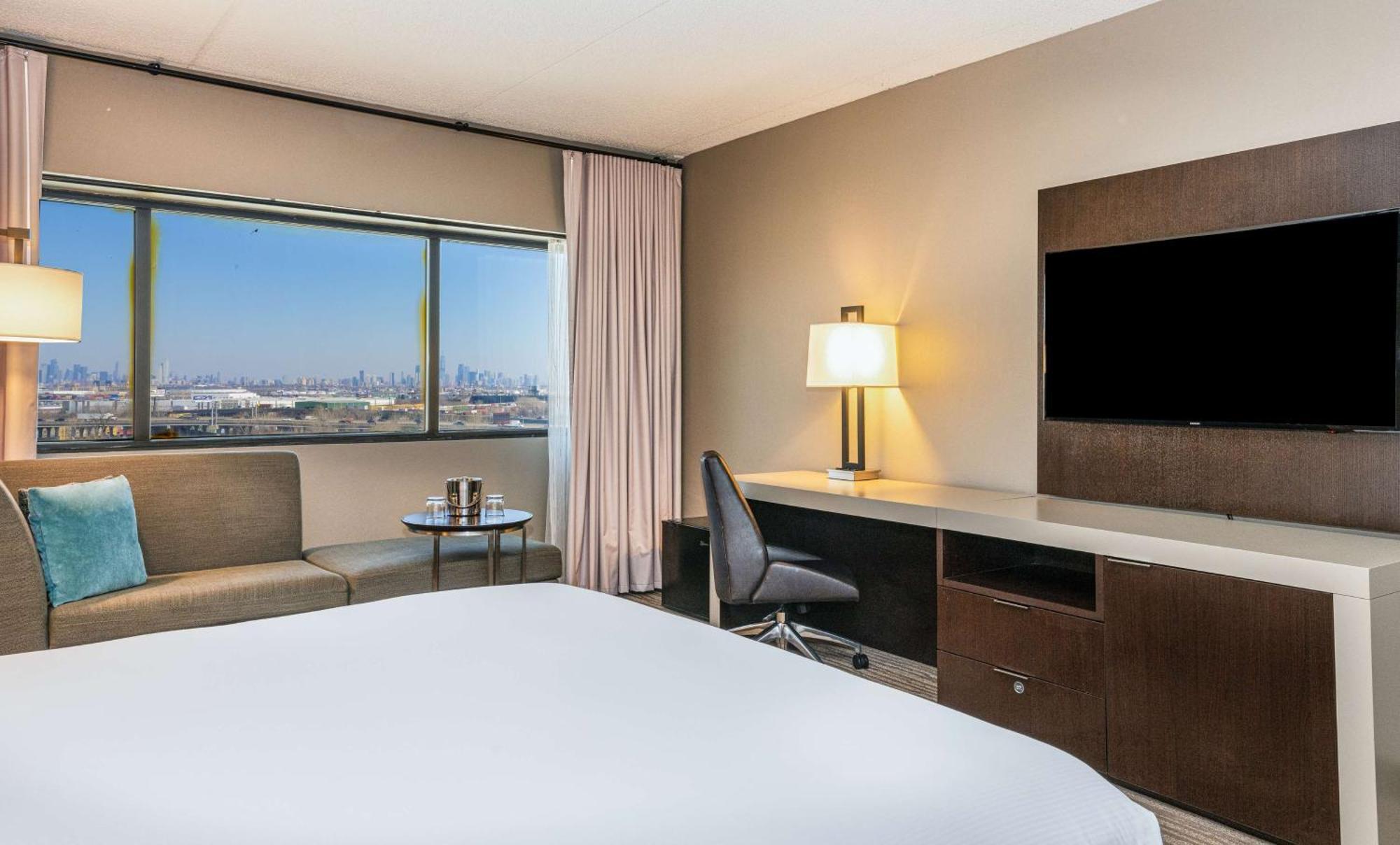 Doubletree By Hilton Airport 4* Newark
