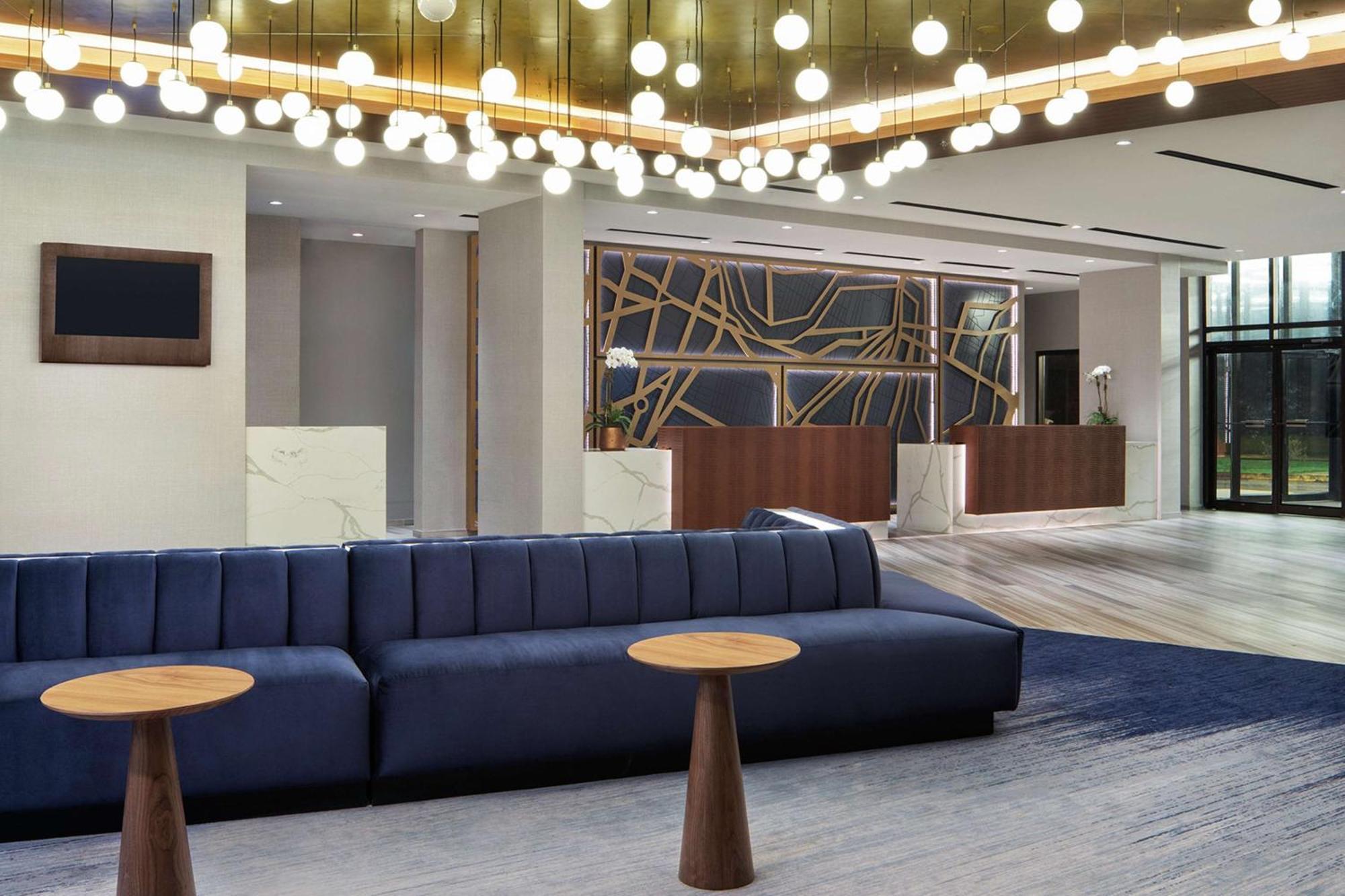 Doubletree By Hilton Airport 4* Newark