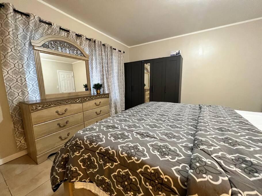 2bedroom Close To Nyc/ Ewr * Newark