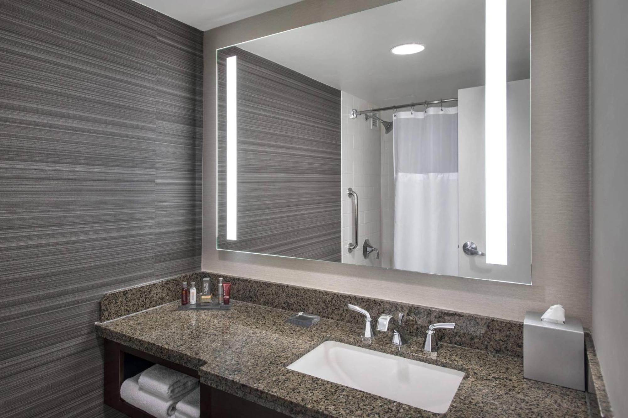 Liberty International Airport Marriott Hotel Newark