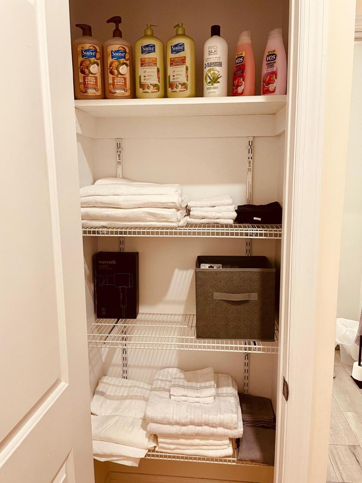 Apartment Ooohlala! 2 Beds And 2 Full Baths W/free Parking