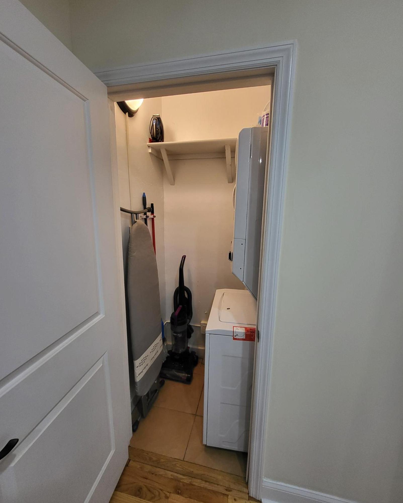 Ooohlala! 2 Beds And 2 Full Baths W/free Parking * Newark
