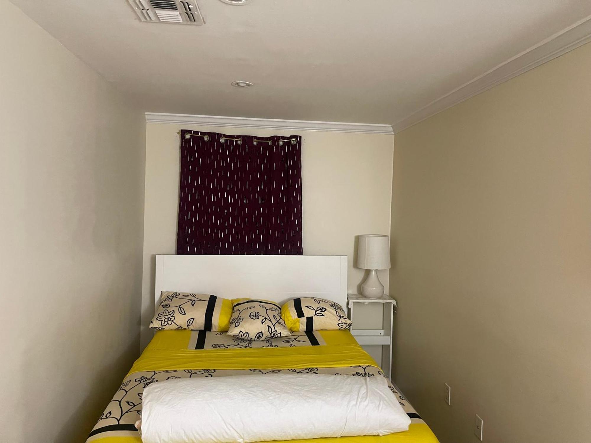 Apartamento Peculiar 96 Newark