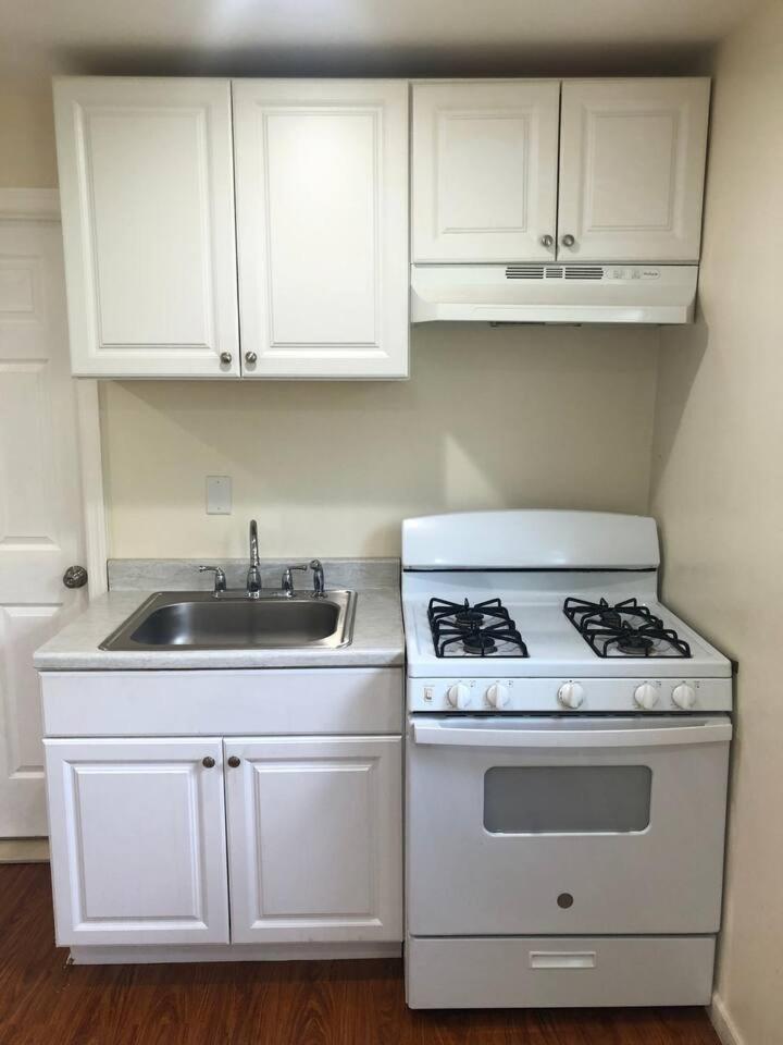 Apartment Private With 3 Bedrooms And 1 Bathroom Near International Airport Ewr And New York