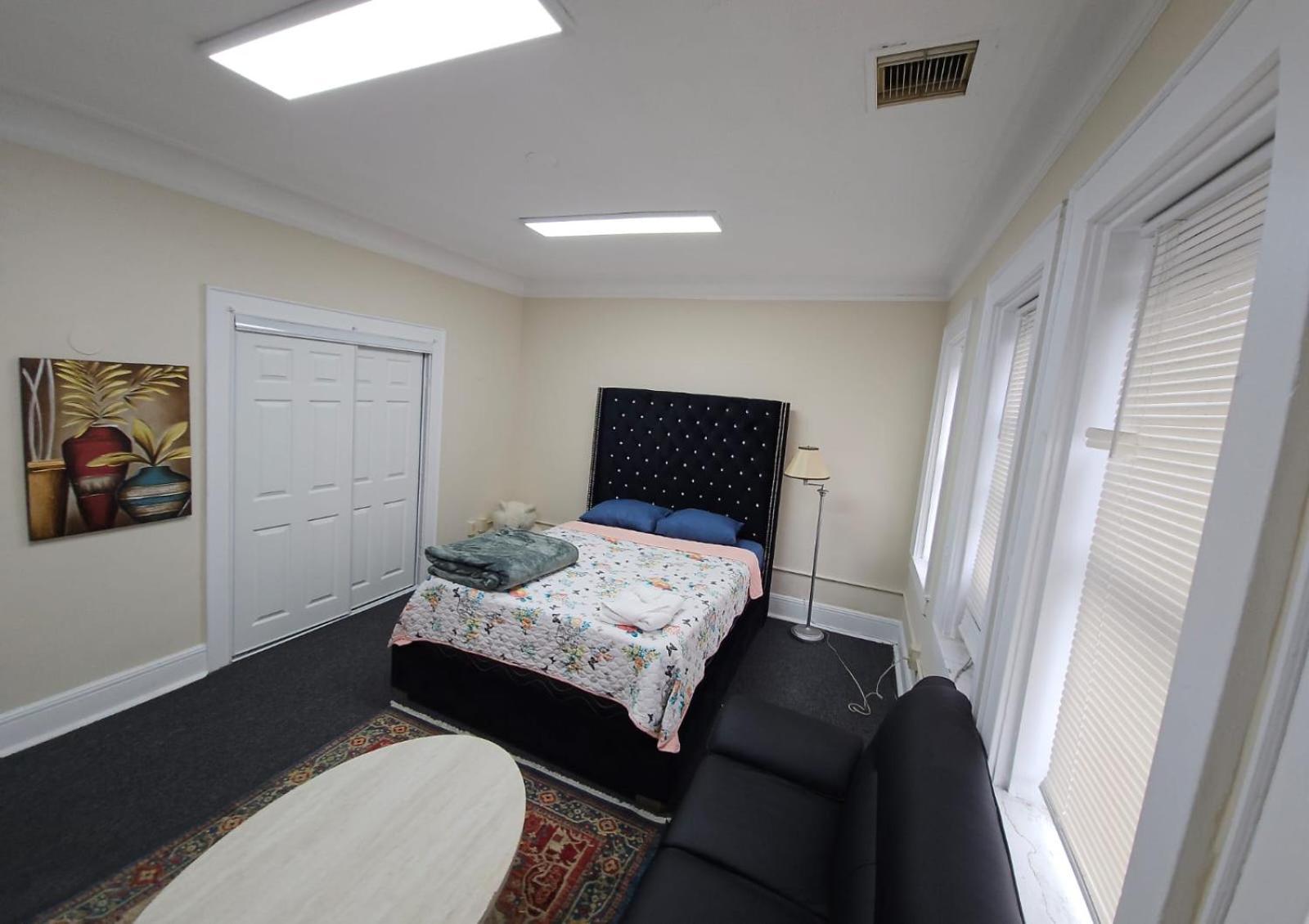 Clinton Ave Homestyle Guest Homestay *