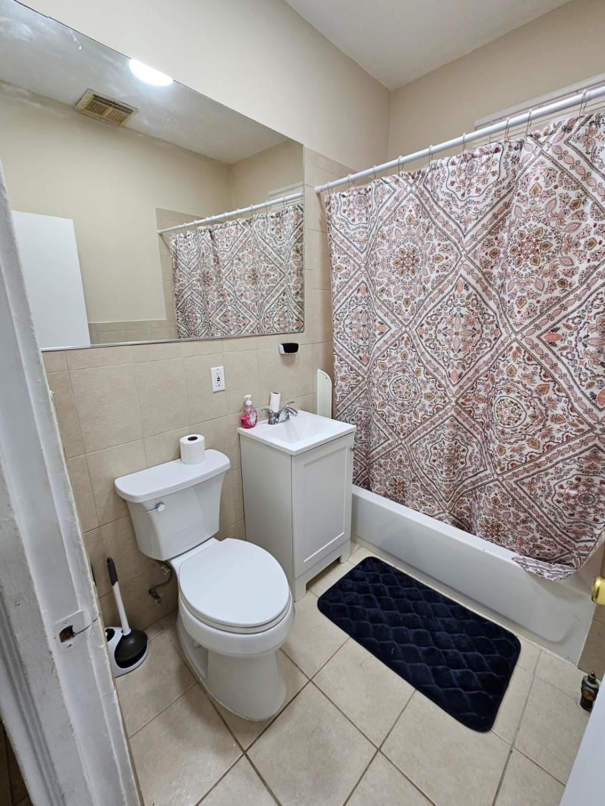 Clinton Ave Homestyle Guest Newark