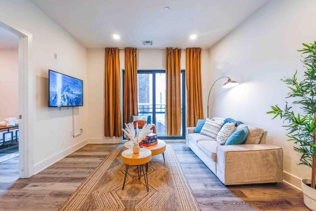 Act Now 40 Off! Stop Browsing Book 4queen Bds Apartment Newark