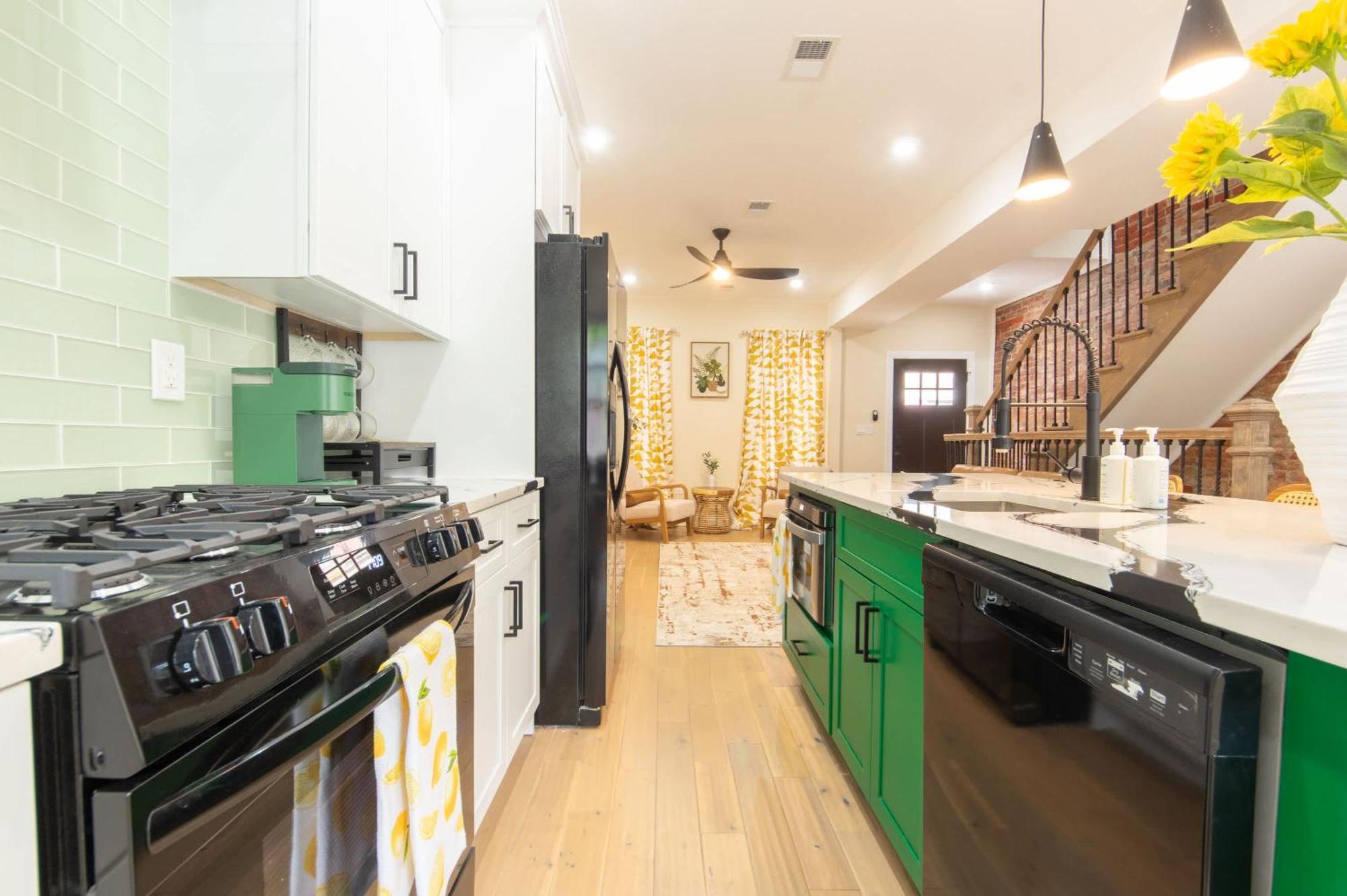 Sojourn's Coveted Cultural Family Destination Sleeps 6 Apartamento *