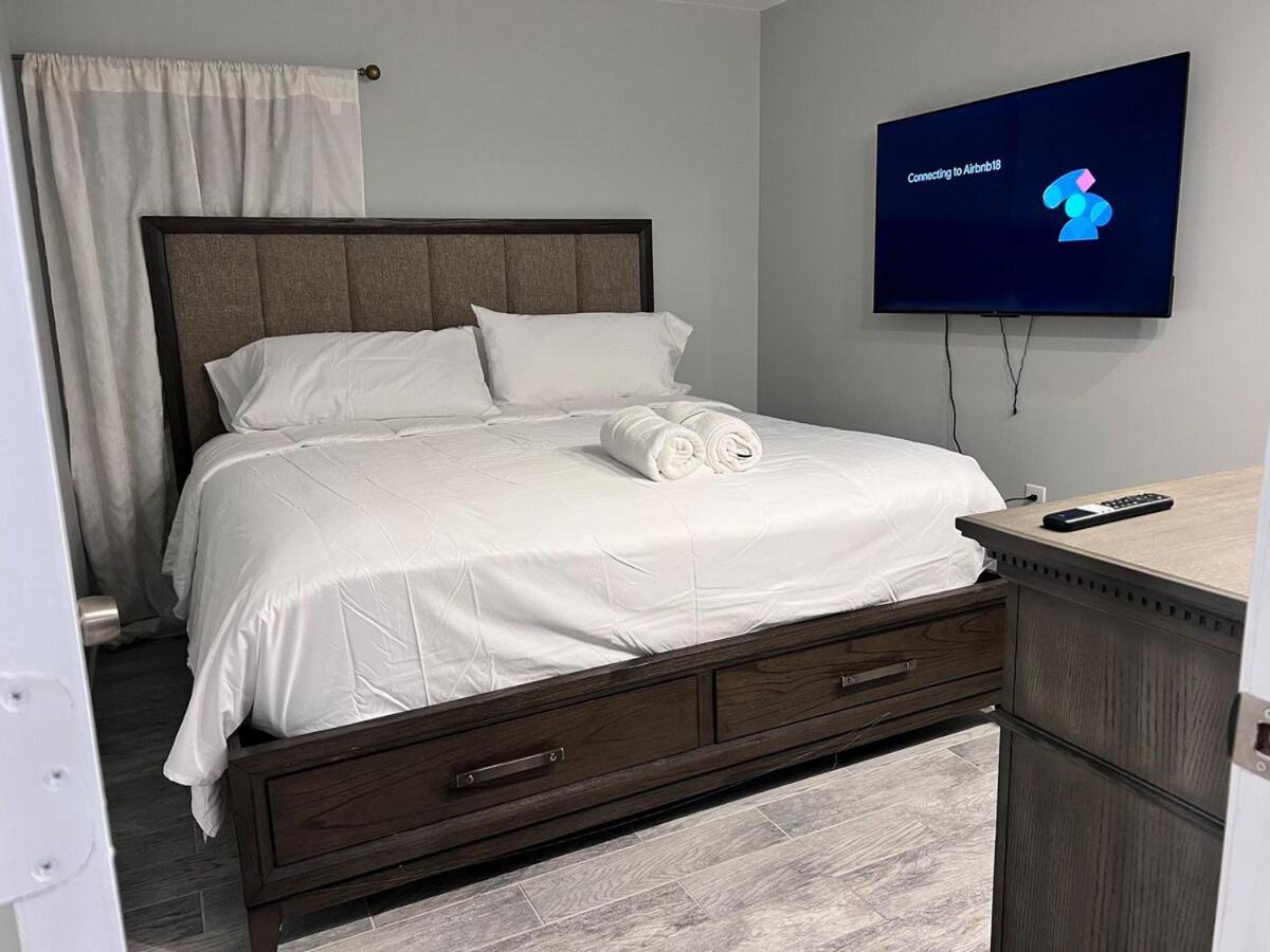 Exclusive Spacious 2 Kings Bed By Ewr Nyc Apartment Newark
