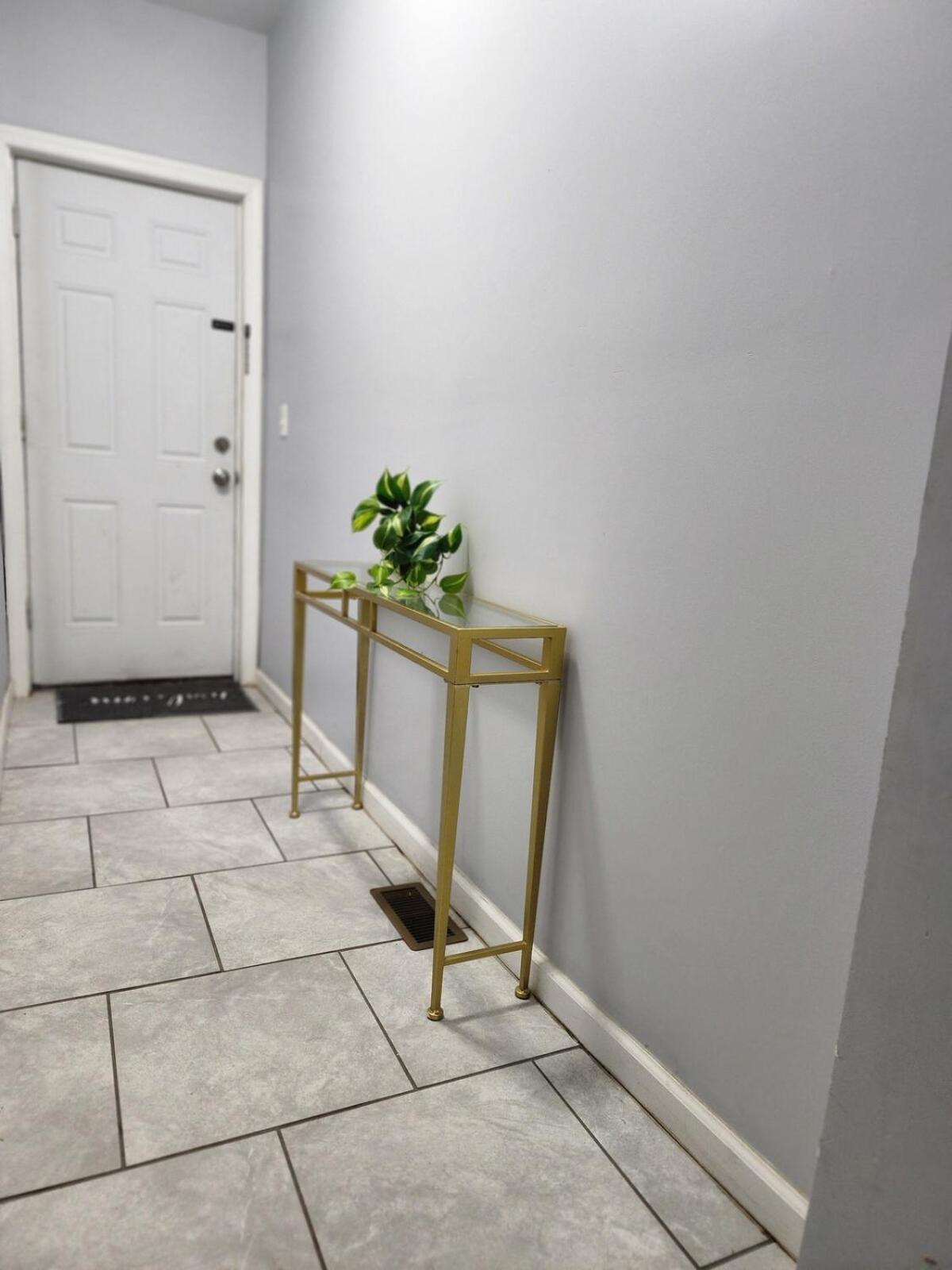 Apartment Comfy Fairmount