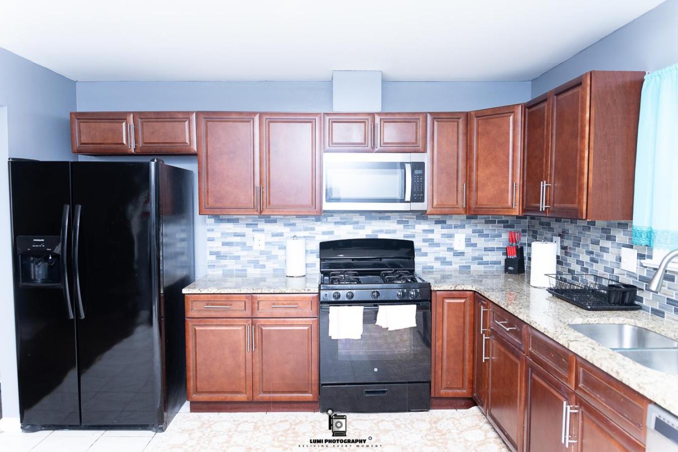 Apartment Airport Oasis: Spacious 3-bed Near Ewr & Nyc