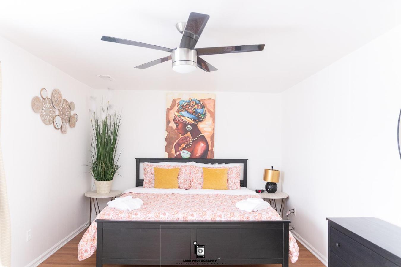 Apartment Airport Oasis: Spacious 3-bed Near Ewr & Nyc Newark