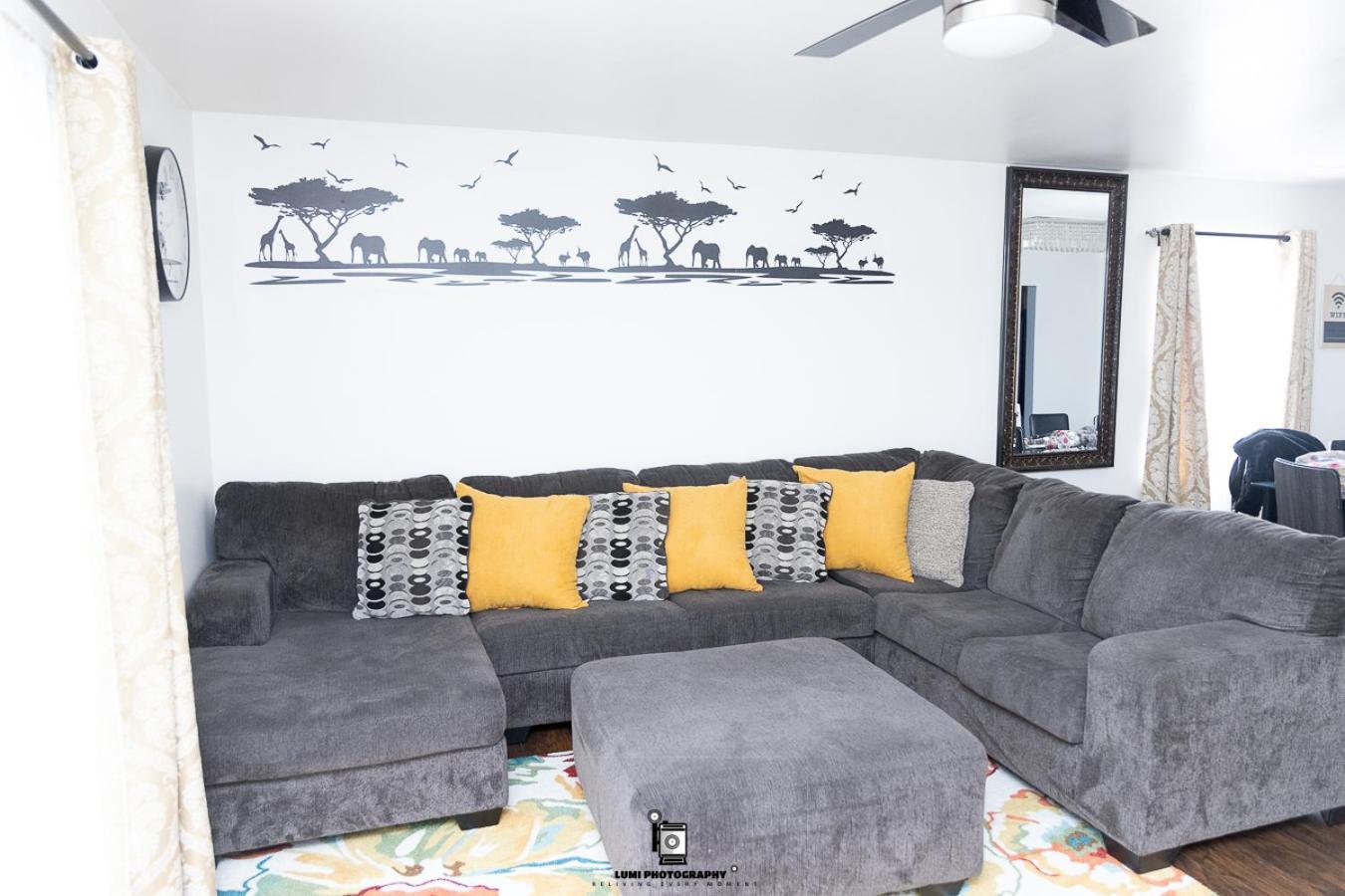 Apartment Airport Oasis: Spacious 3-bed Near Ewr & Nyc Newark