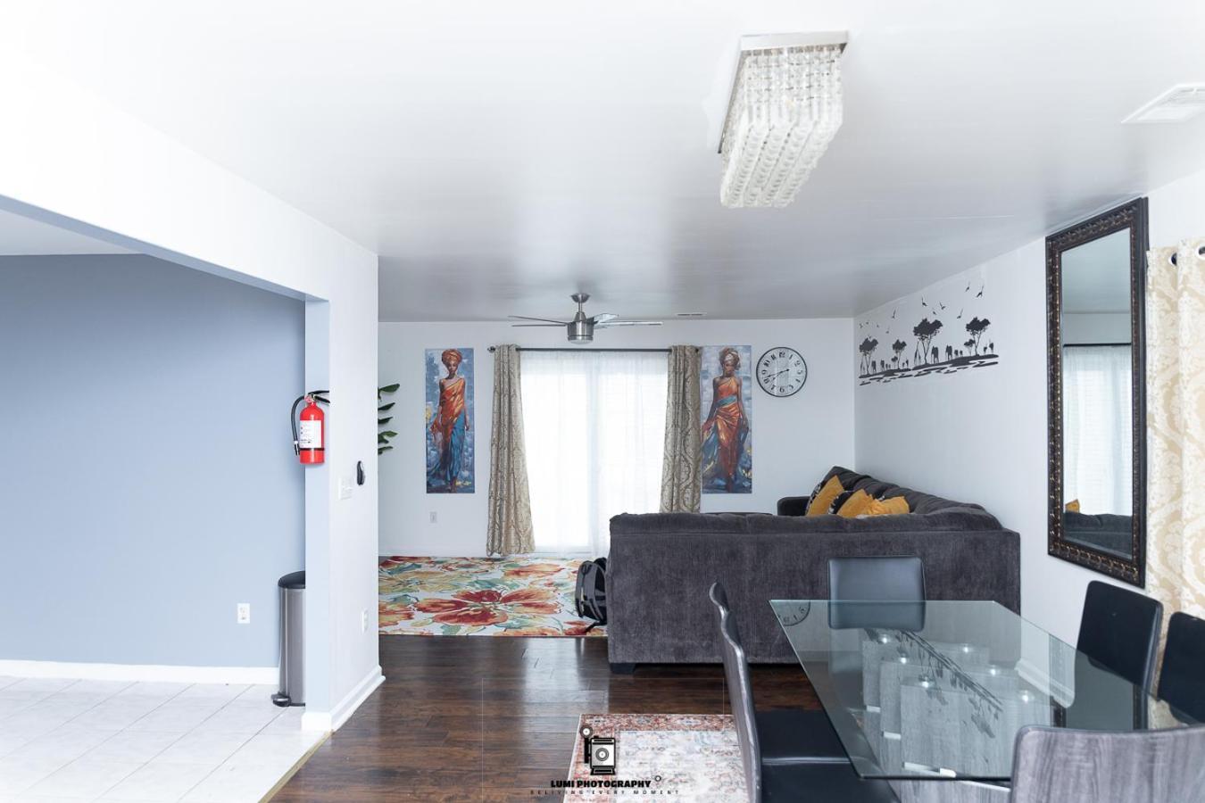 Airport Oasis: Spacious 3-bed Near Ewr & Nyc Apartment Newark