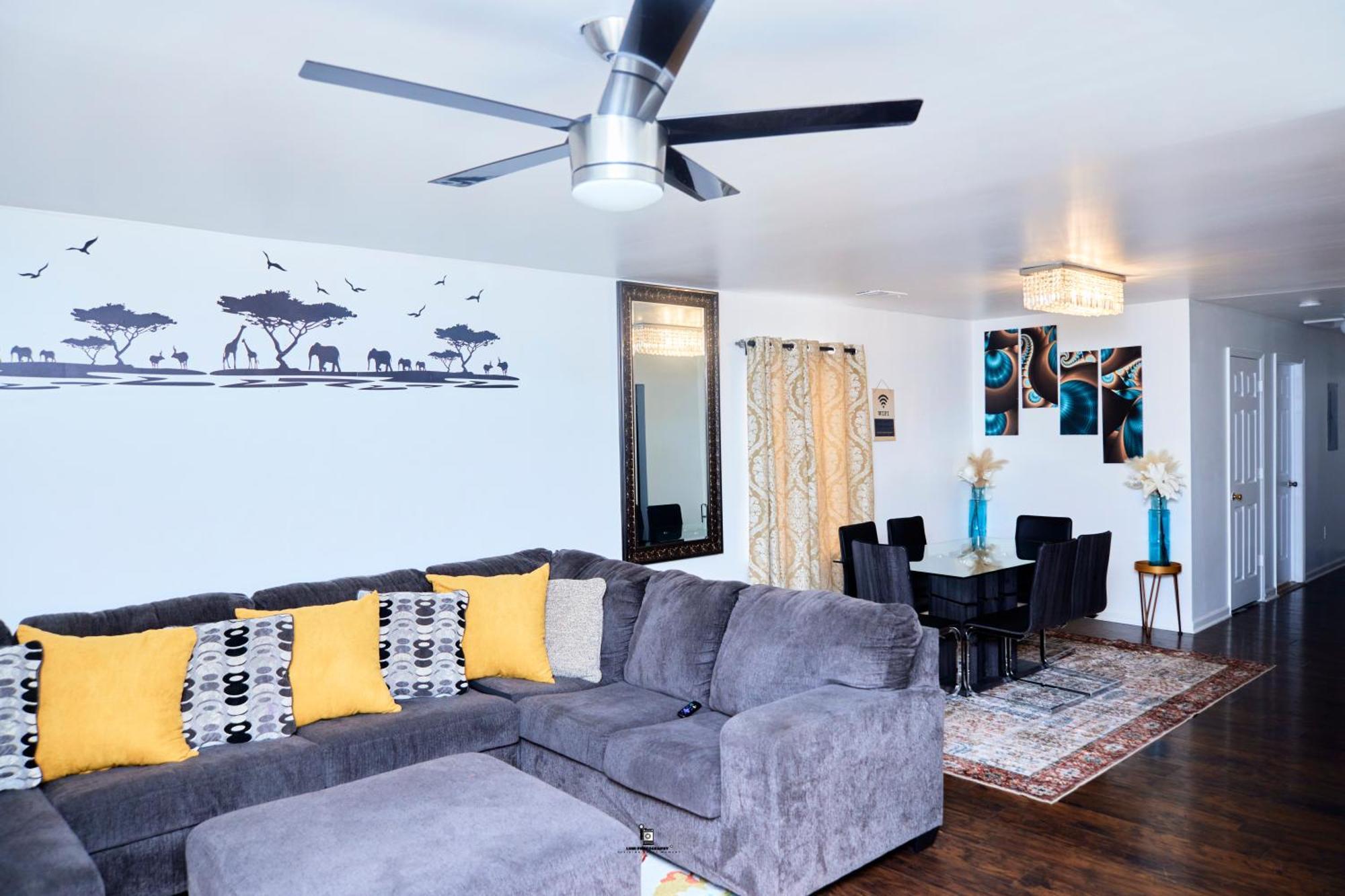 Apartment Airport Oasis: Spacious 3-bed Near Ewr & Nyc