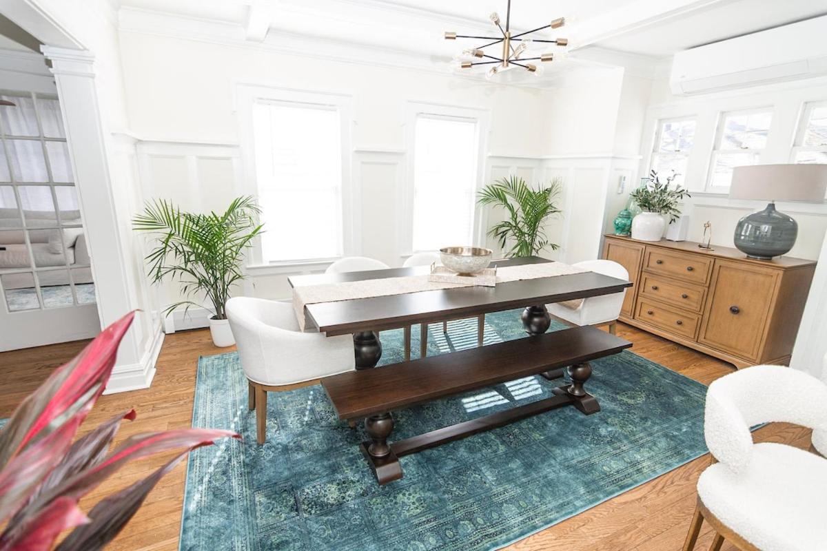 Holiday home Spacious Vibe Newark's Hidden Gem *