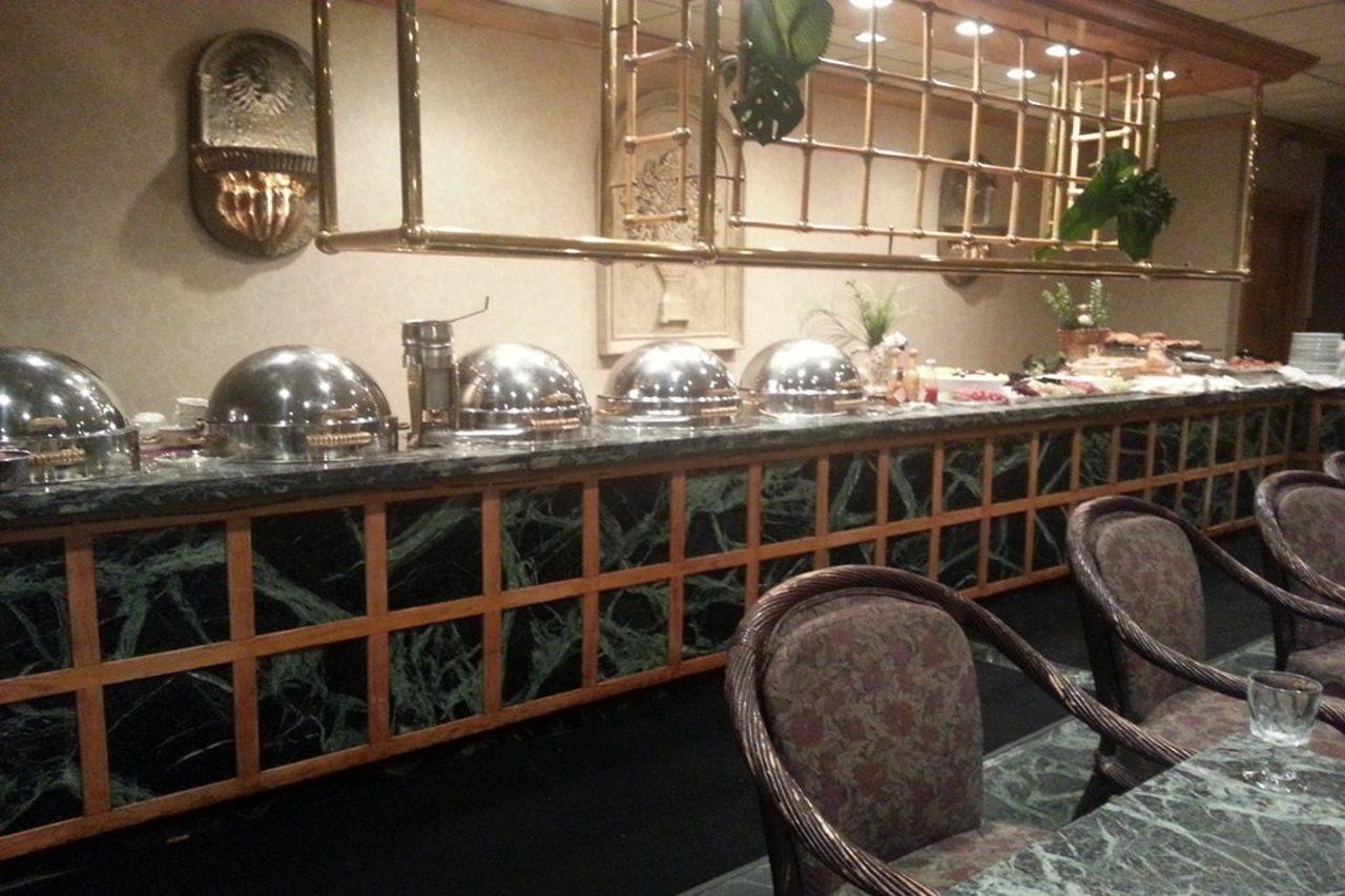 Hotel International Airport 3*