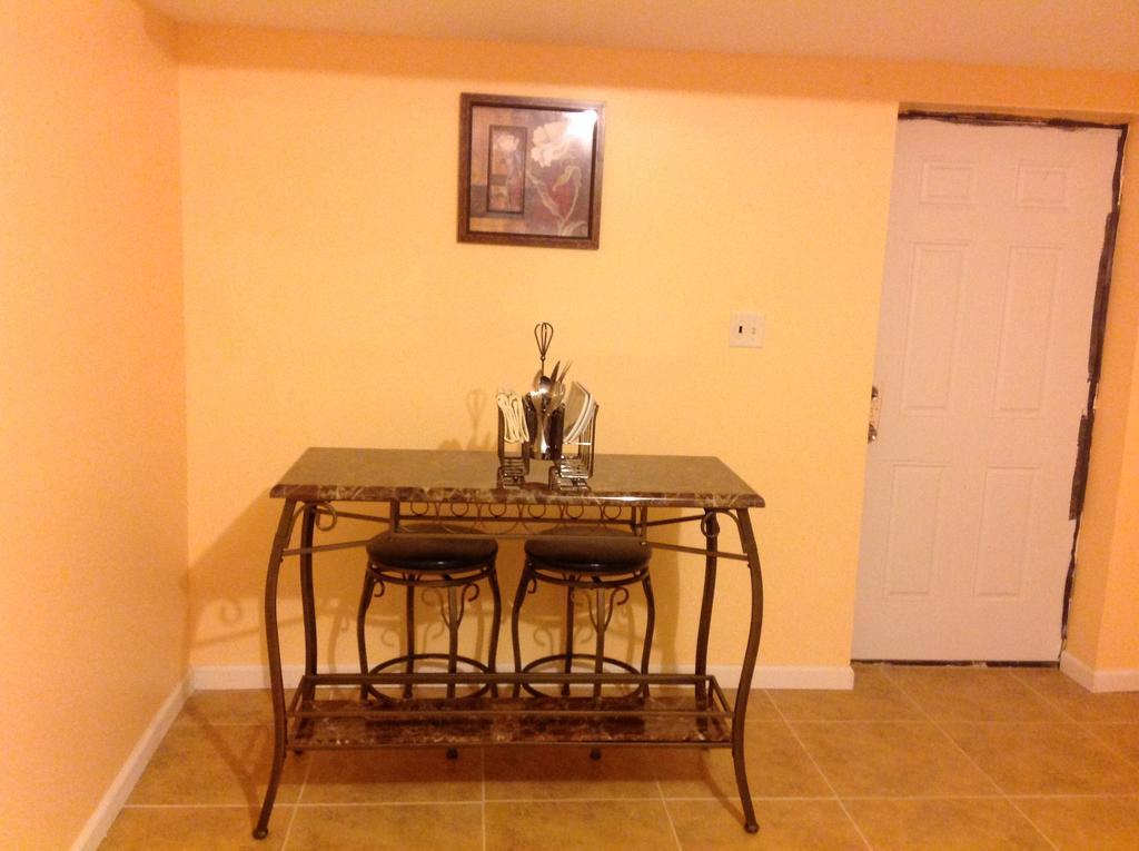 Mojoy Homesuites At Runyon Casa de hóspedes *
