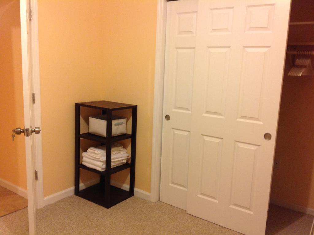 Guest house Mojoy Homesuites At Runyon