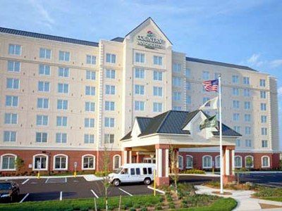 Hampton & By Hilton- Airport Elizabeth
