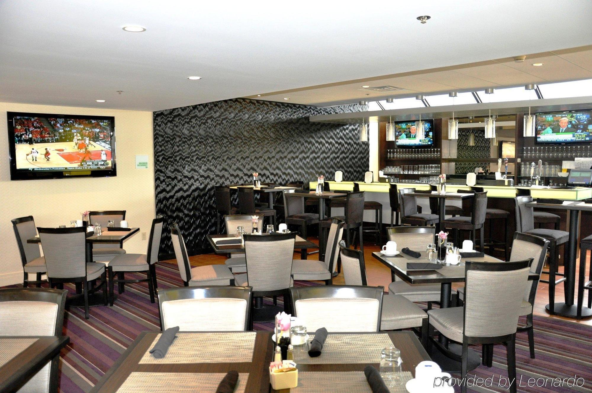 Hotel Hampton Airport