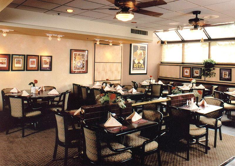 Hampton Airport Hotel