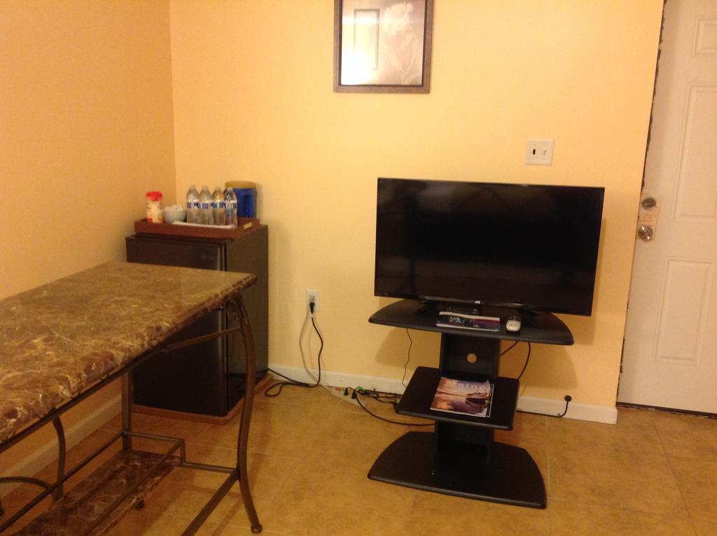 Guest house Mojoy Homesuites At Runyon Newark