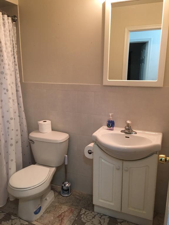 Mojoy Homesuites At Runyon *