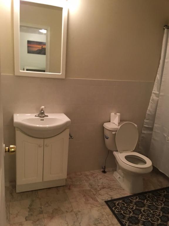 Mojoy Homesuites At Runyon *
