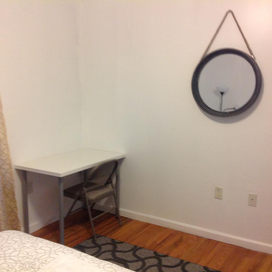 Mojoy Homesuites At Runyon Guest house