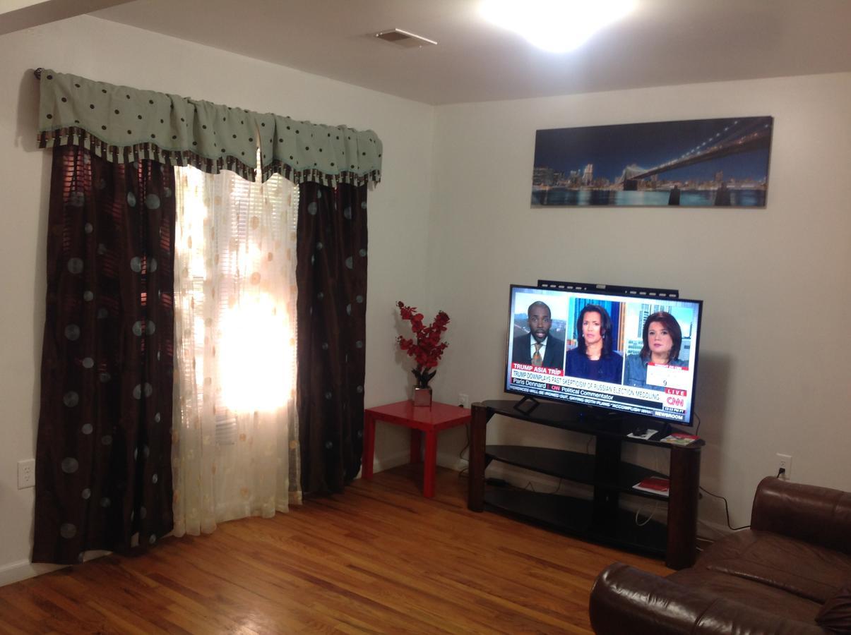Mojoy Homesuites At Runyon * Newark