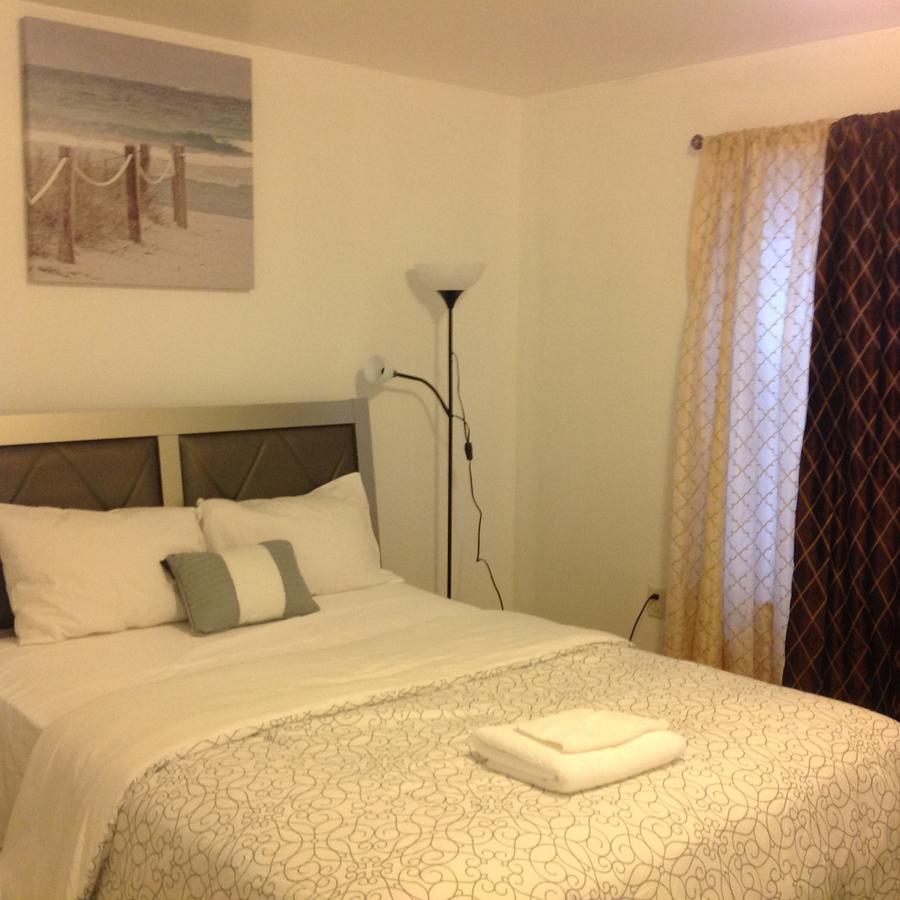 Mojoy Homesuites At Runyon *