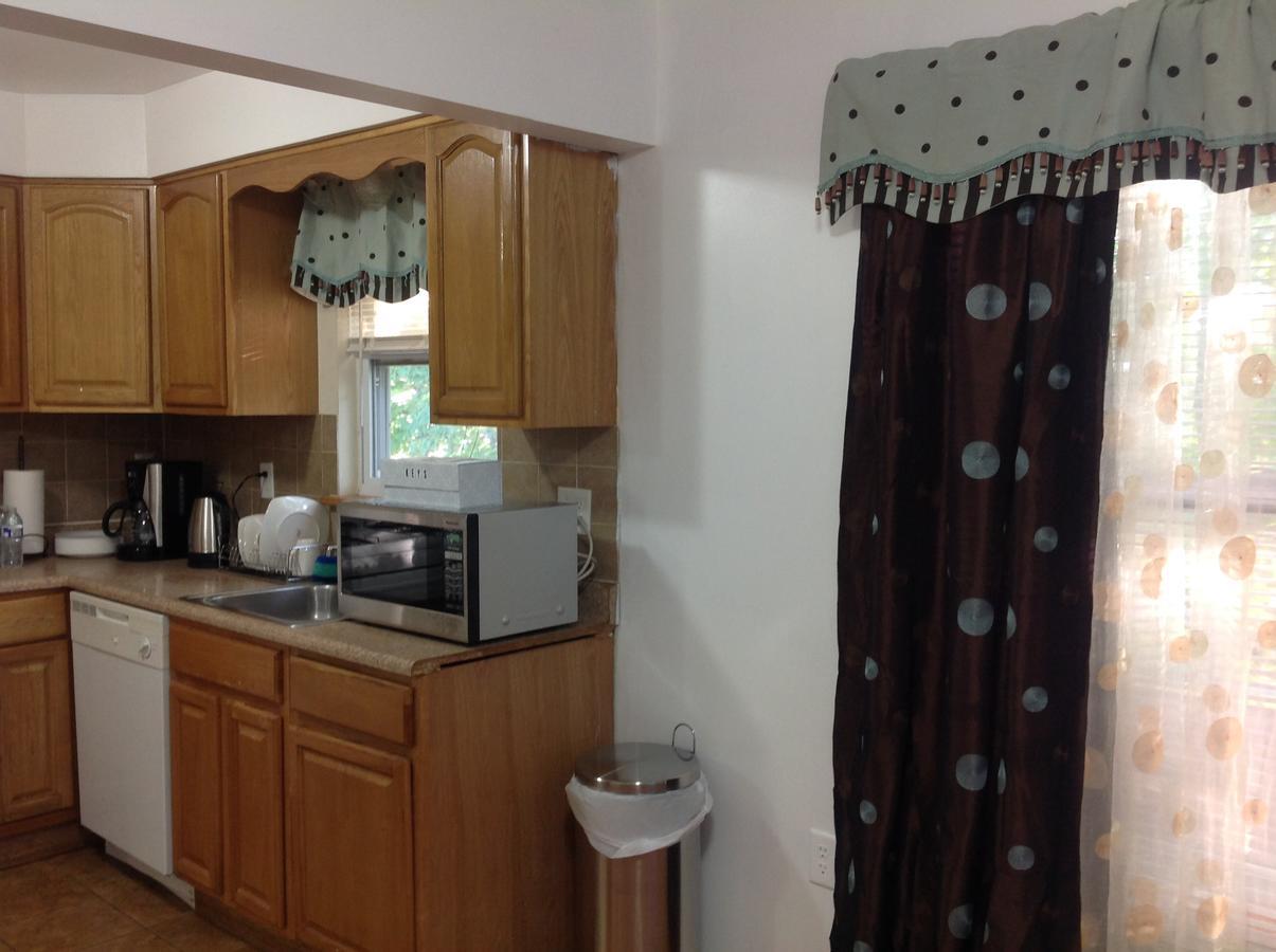 Guest house Mojoy Homesuites At Runyon *
