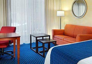 Courtyard Liberty International Airport Hotel Newark