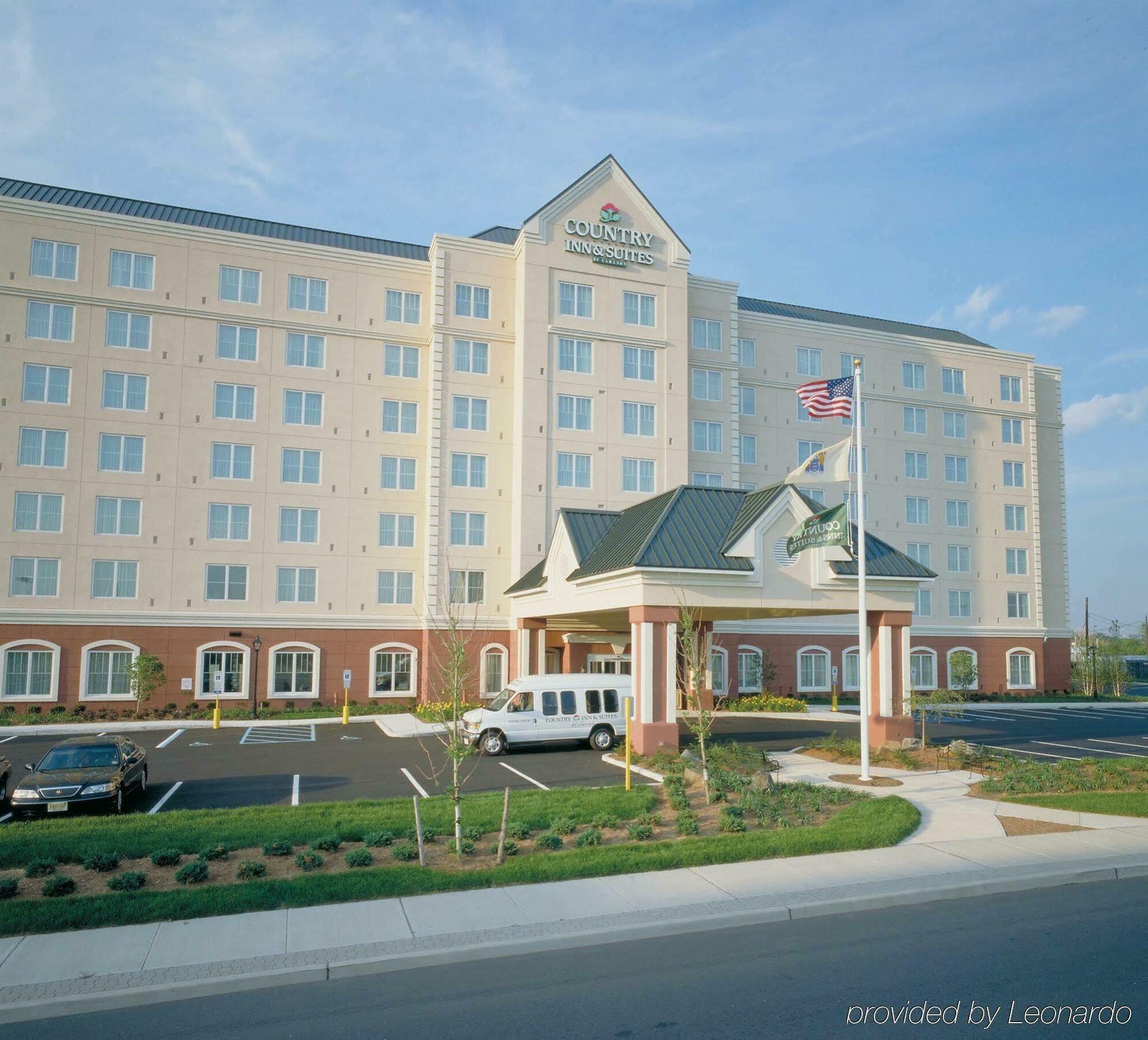 Hampton & By Hilton- Airport Elizabeth 3* Newark